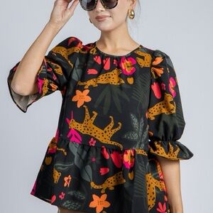 Mud Pie Pierce Flounce Leopard Floral Top Size Large  Comfy Casual